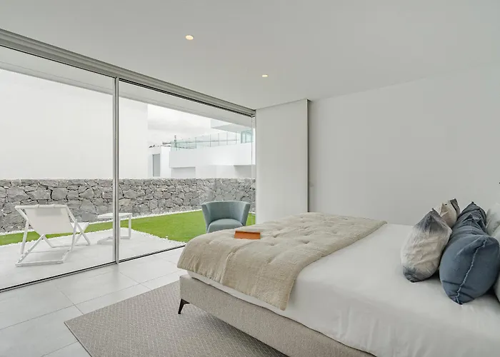 Estandar 6 - Casangular By Upper * אדחה